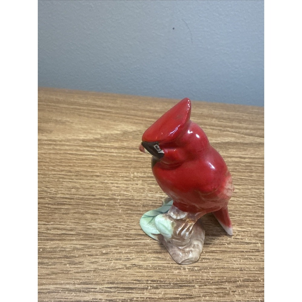 Red Porcelain‎ Bird  Cardinal Figurine Hand Painted